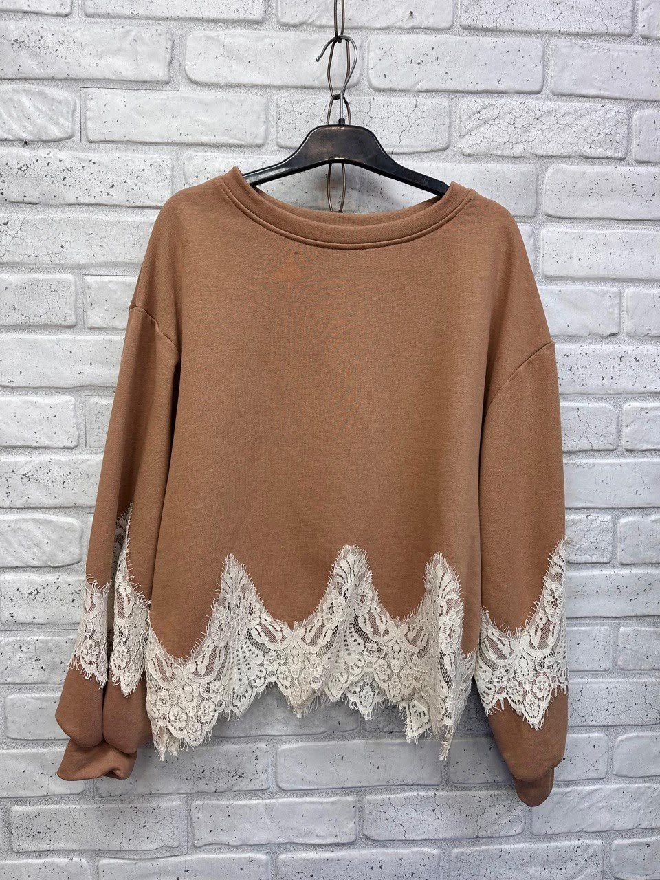 кружевной свитшот,свитшот с кружевом,джемпер с кружевом,свитер с кружевом,трикотажная кофта с кружевом
