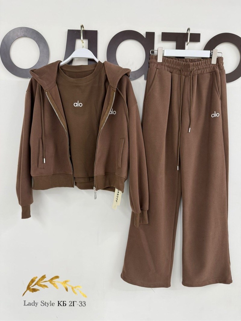 спортивный костюм женский,спортивный костюм,женский костюм,трикотажные костюмы,костюм на флис