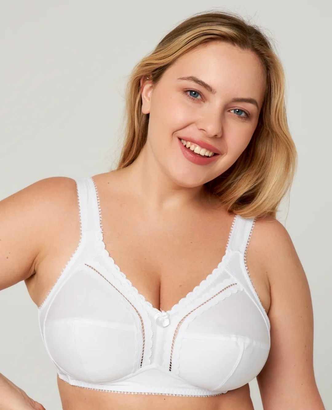 женские бюстгальтеры,бюстгальтер мягкий без каркасов misstyle 4120 / 4121 белый,м014_бюстгальтер_новое время,бюстгальтер без косточек cherrybella 261477479,бюстгальтер белый
