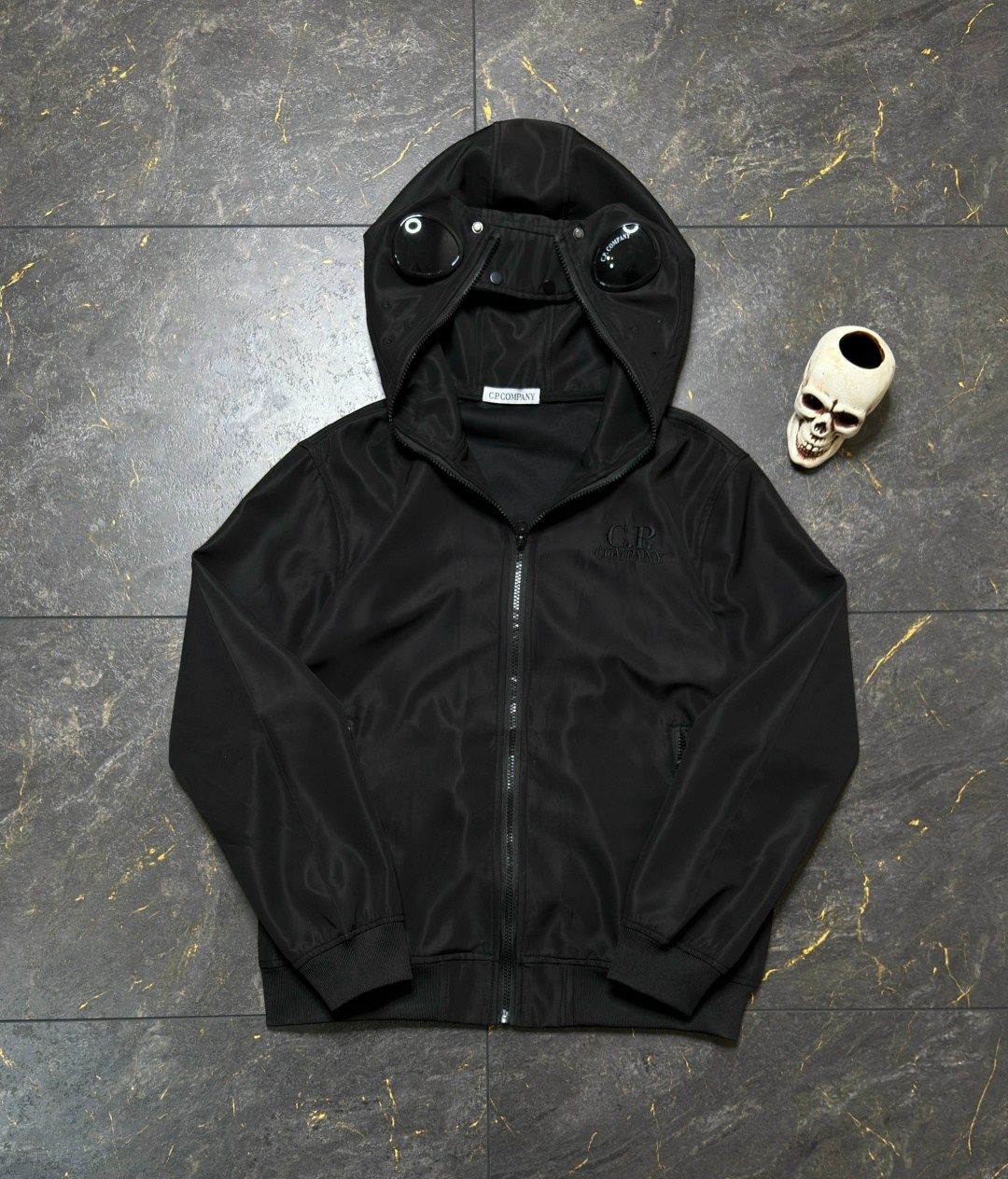 c.p company зип худи белая,c.p. company soft shell goggle jacket,худи сипи компани c.p. company,c p company зип худи,худи сипи компани c.p. company цвет белый