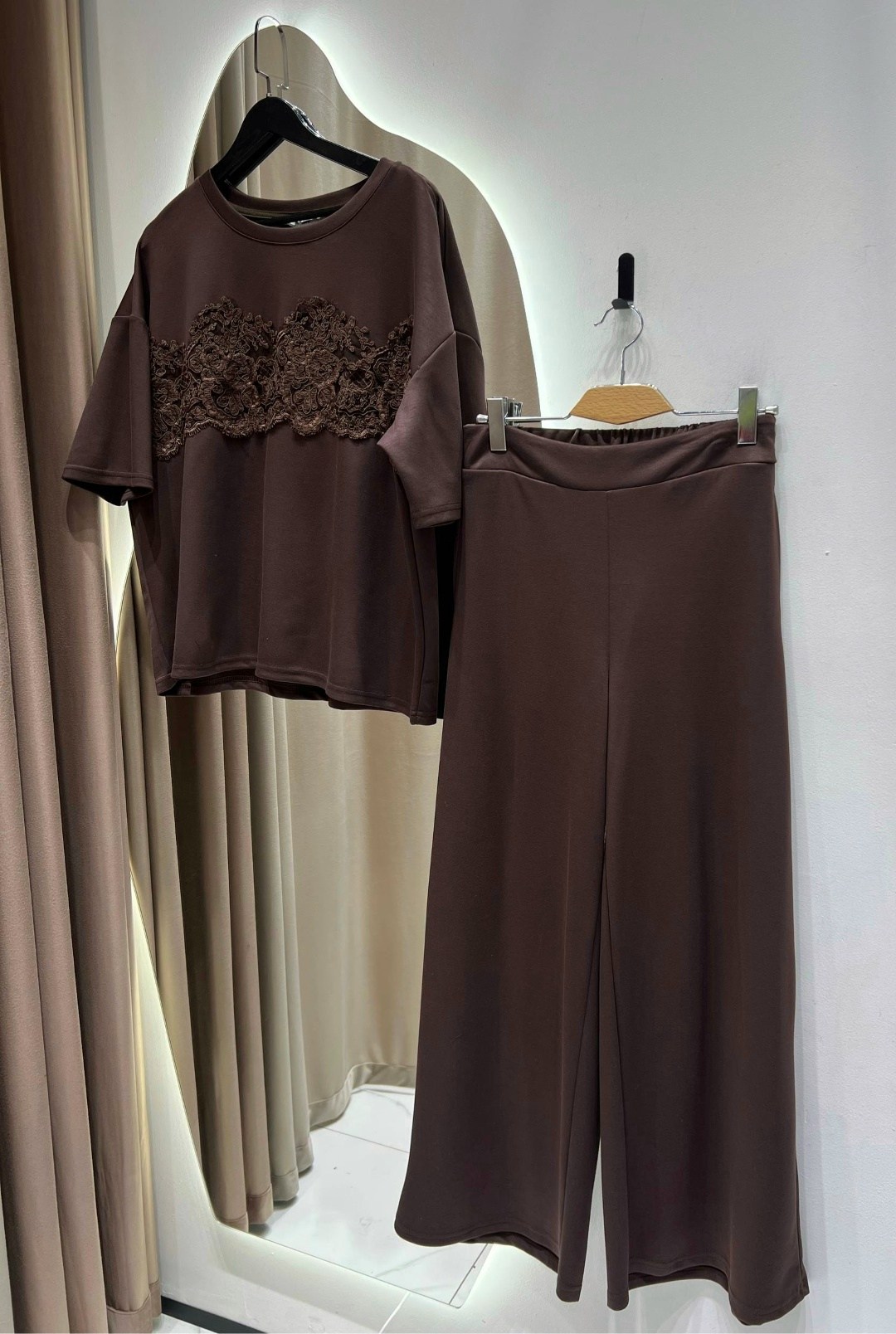 трикотажные костюмы,брючный костюм,женские костюмы,костюм двойка