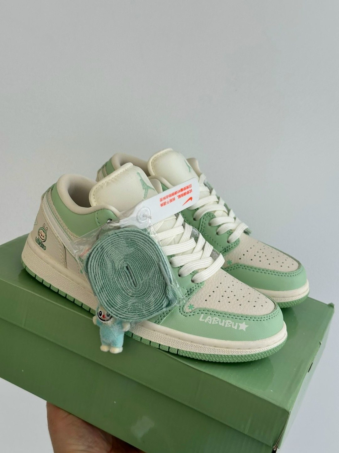 кроссовки nike air jordan 1 low x travis scott x labubu,кроссовки nike air jordan 1 low,кроссовки,оригинальные кроссовки,женские кроссовки