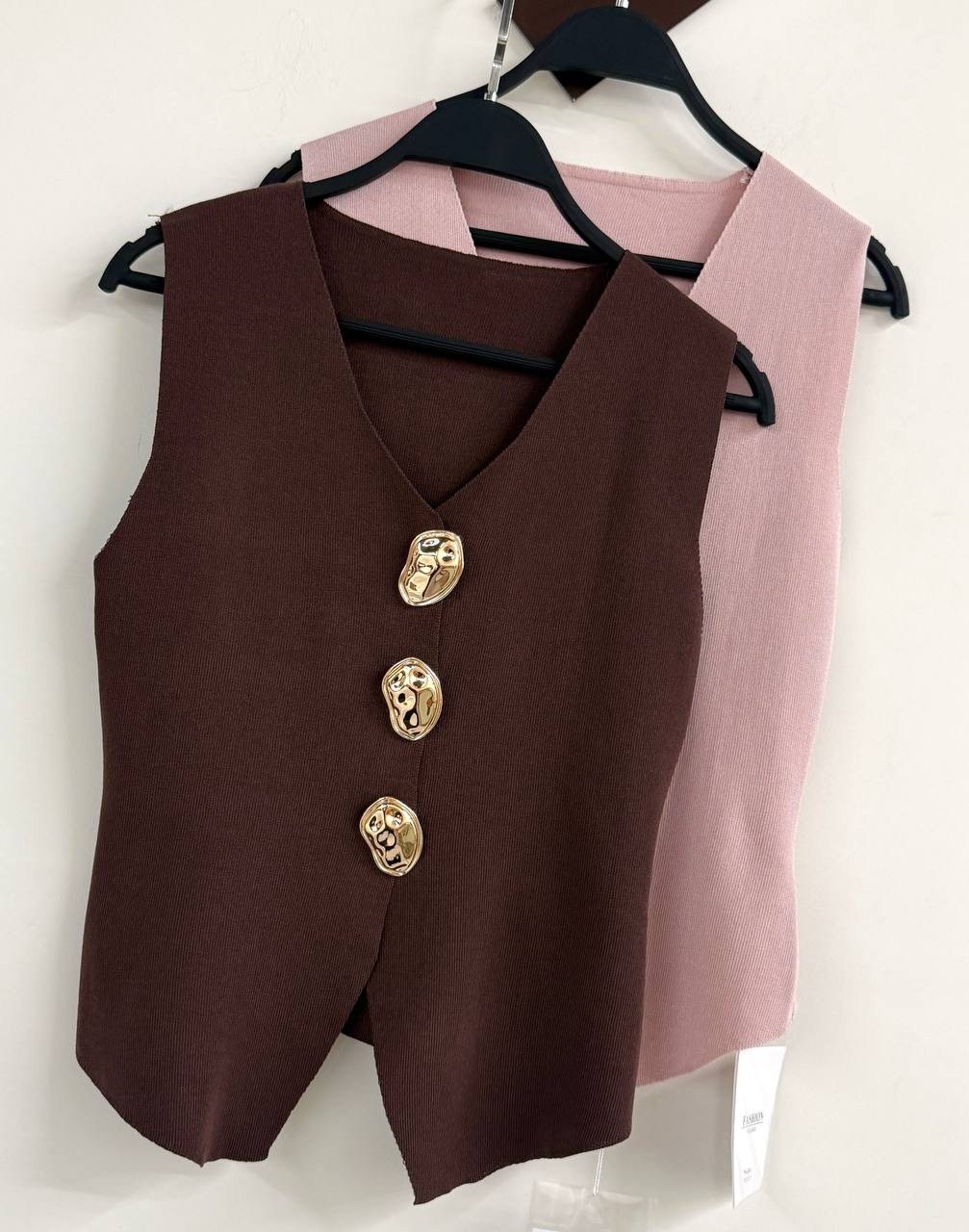 жилет на пуговицах,трикотажный жилет,жилет женский,жилет для женщин,жилет