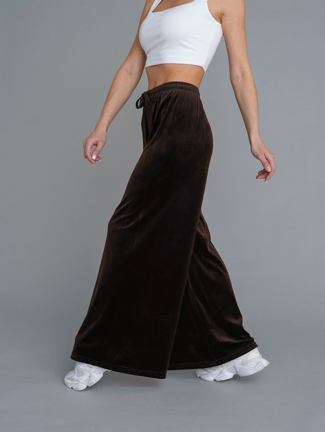 штаны женские клёш велюровые,велюровые штаны женские,штаны велюр,штаны клеш,брюки палаццо велюр