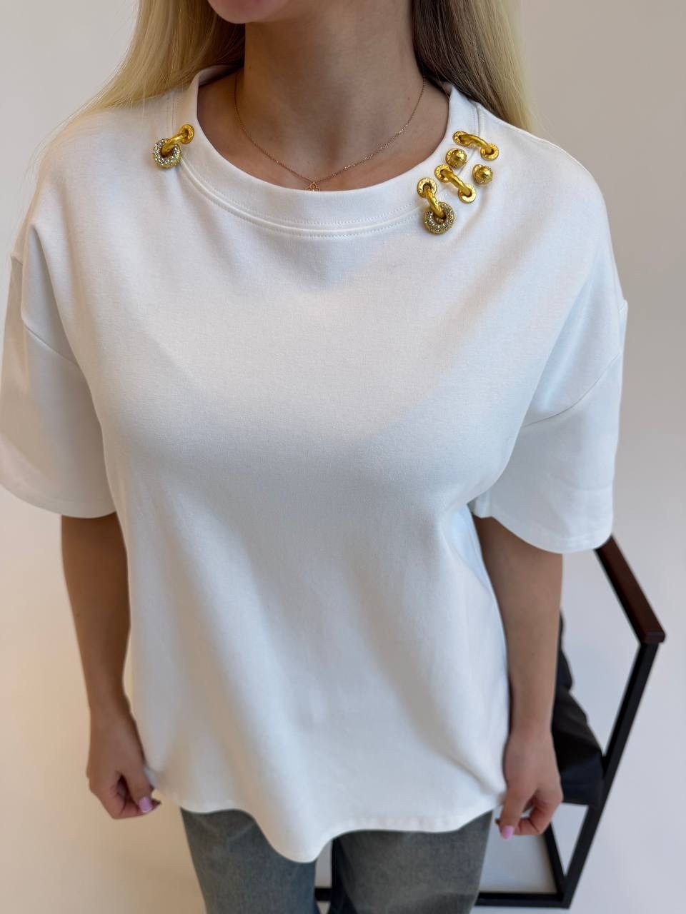 женская кофта,белая женская футболка,женский свитер,повседневная кофта,женская футболка