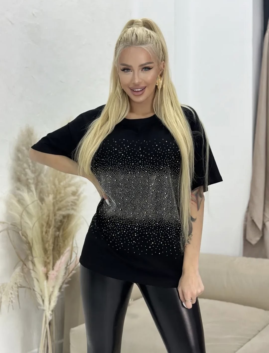 футболки женская,футболка со стразами,женская футболка со стразами,футболка оверсайз с,футболка со стразами оверсайз