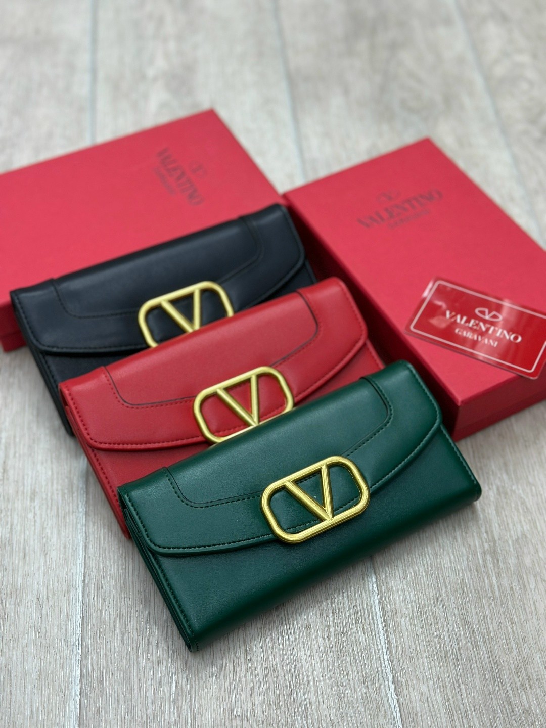 брендовый кошелек valentino garavani,брендовый кошелек valentino,valentino кошелек,женские кошельки,кошелек валентино женские