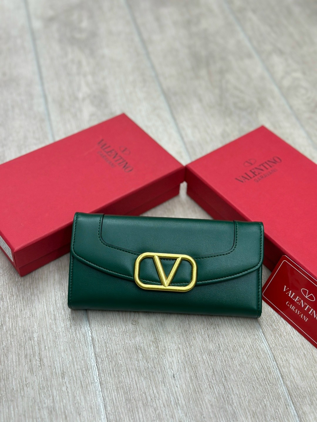 брендовый кошелек valentino garavani,брендовый кошелек valentino,valentino кошелек,женские кошельки,кошелек валентино женские