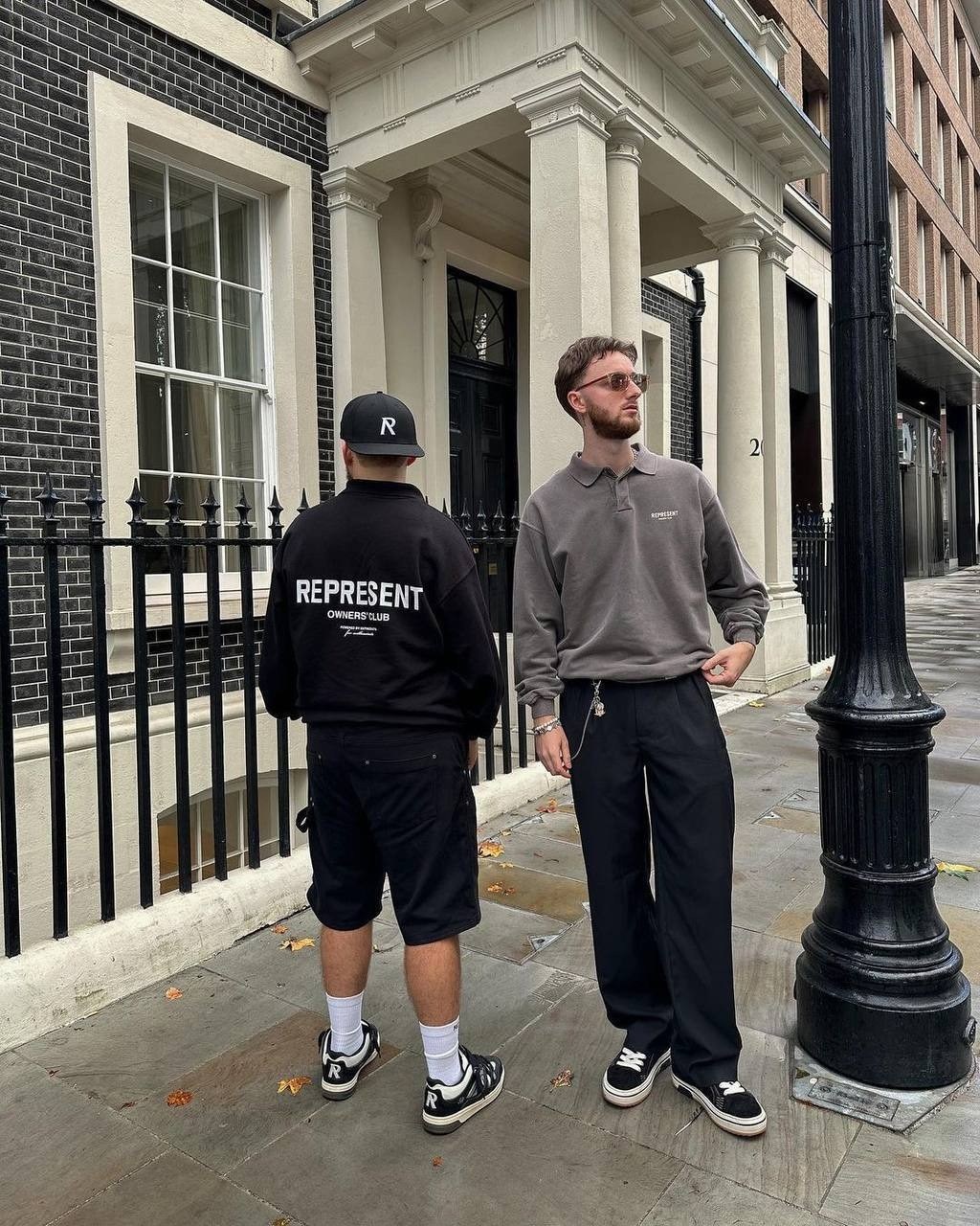 свитшот represent,мужская уличная одежда,yeezy 500 outfit,мужская мода,стиль мужской моды