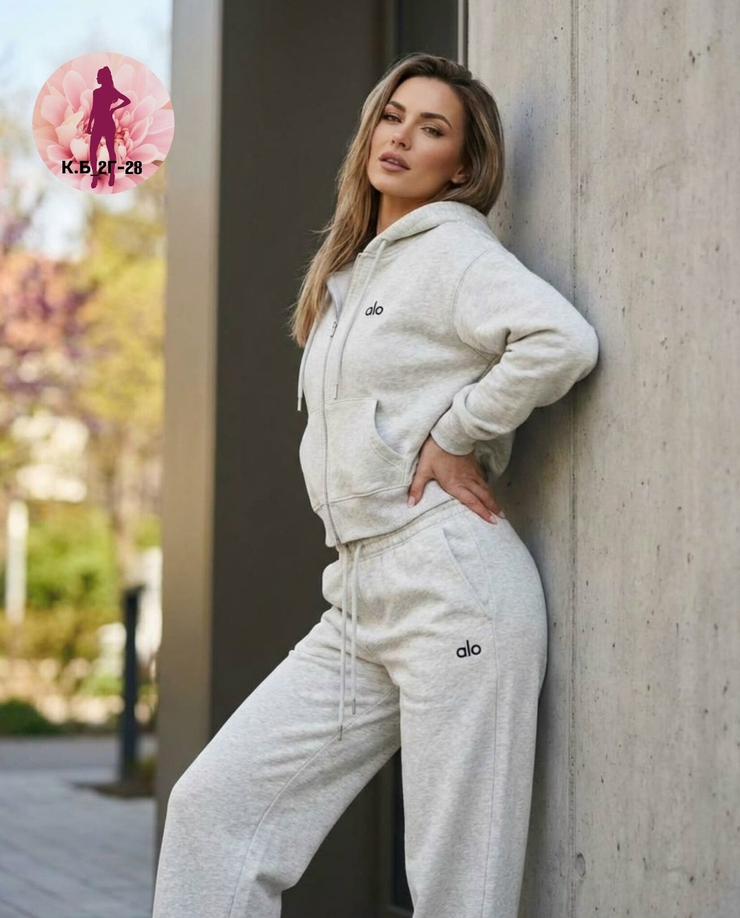 спортивный костюм женский,спортивный костюм,женский костюм,трикотажные костюмы,спортивный костюм на молнии с капюшоном вита текстиль