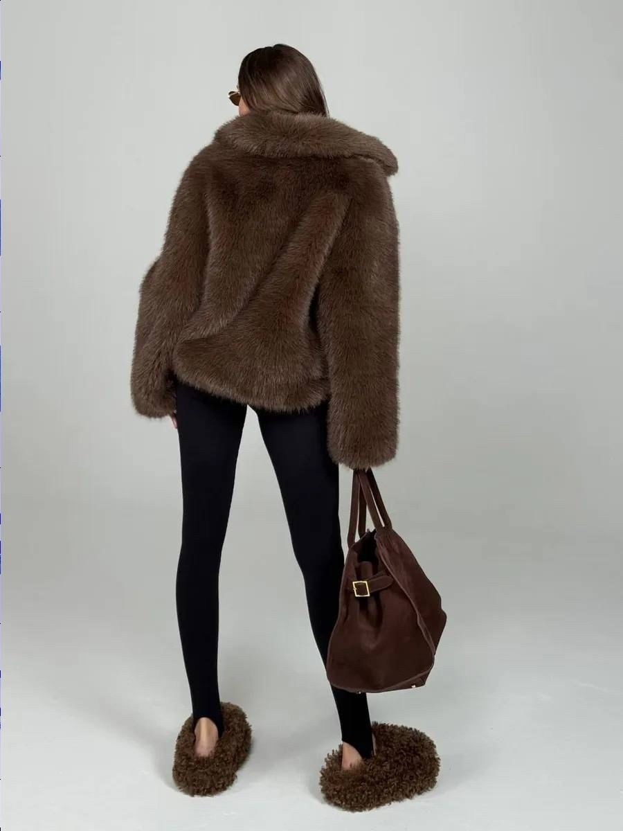 искусственная шуба,шуба белая,шубка,белая шубка,шуба искусственная белая