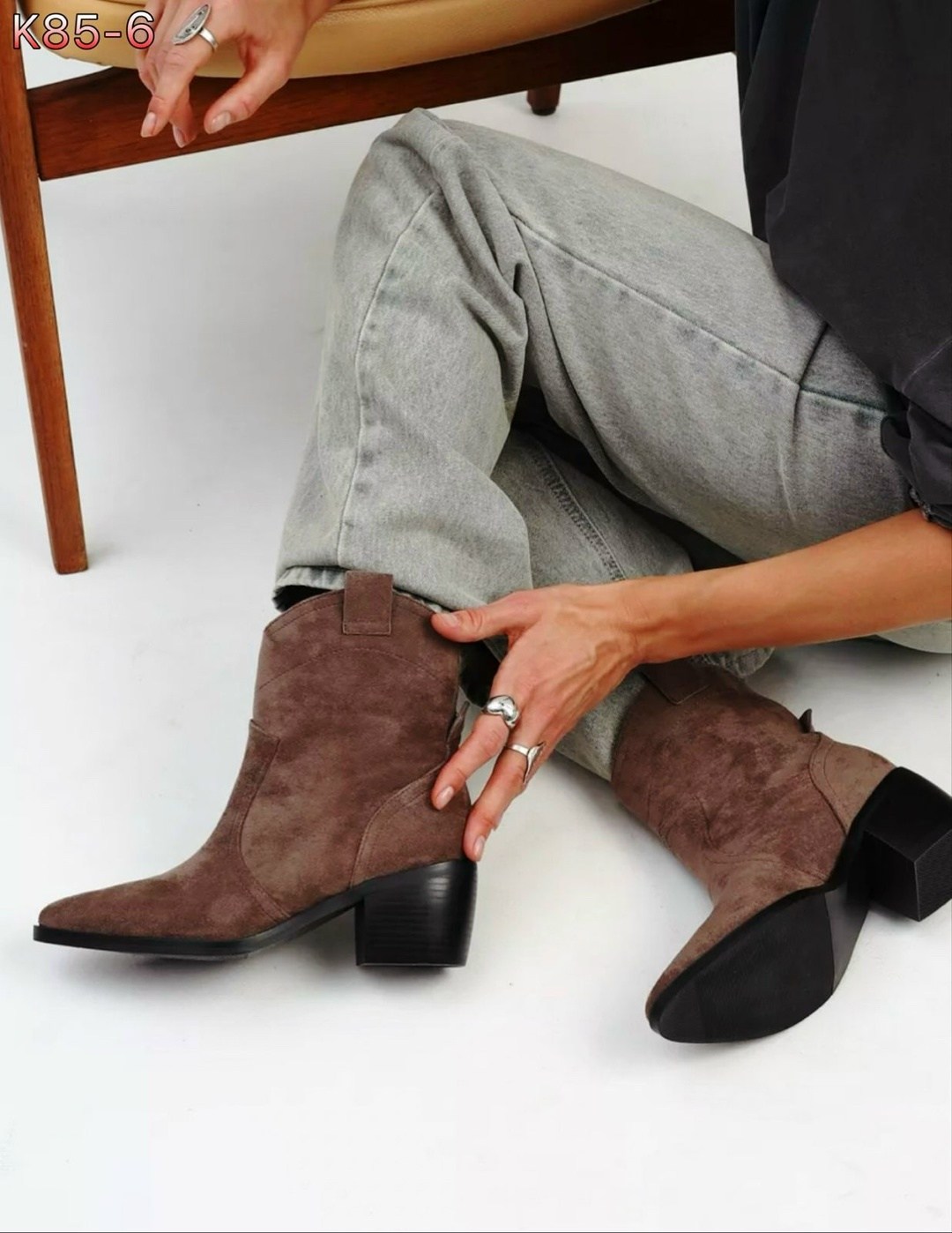 ботинки казаки tucino 3326 36 рыжие замша,сапоги казаки замшевые ботинки демисезонные,казаки демисезонные ботинки замшевые,ботинки демисезонные казаки коричневые на каблуке pavlo montti,ботильоны