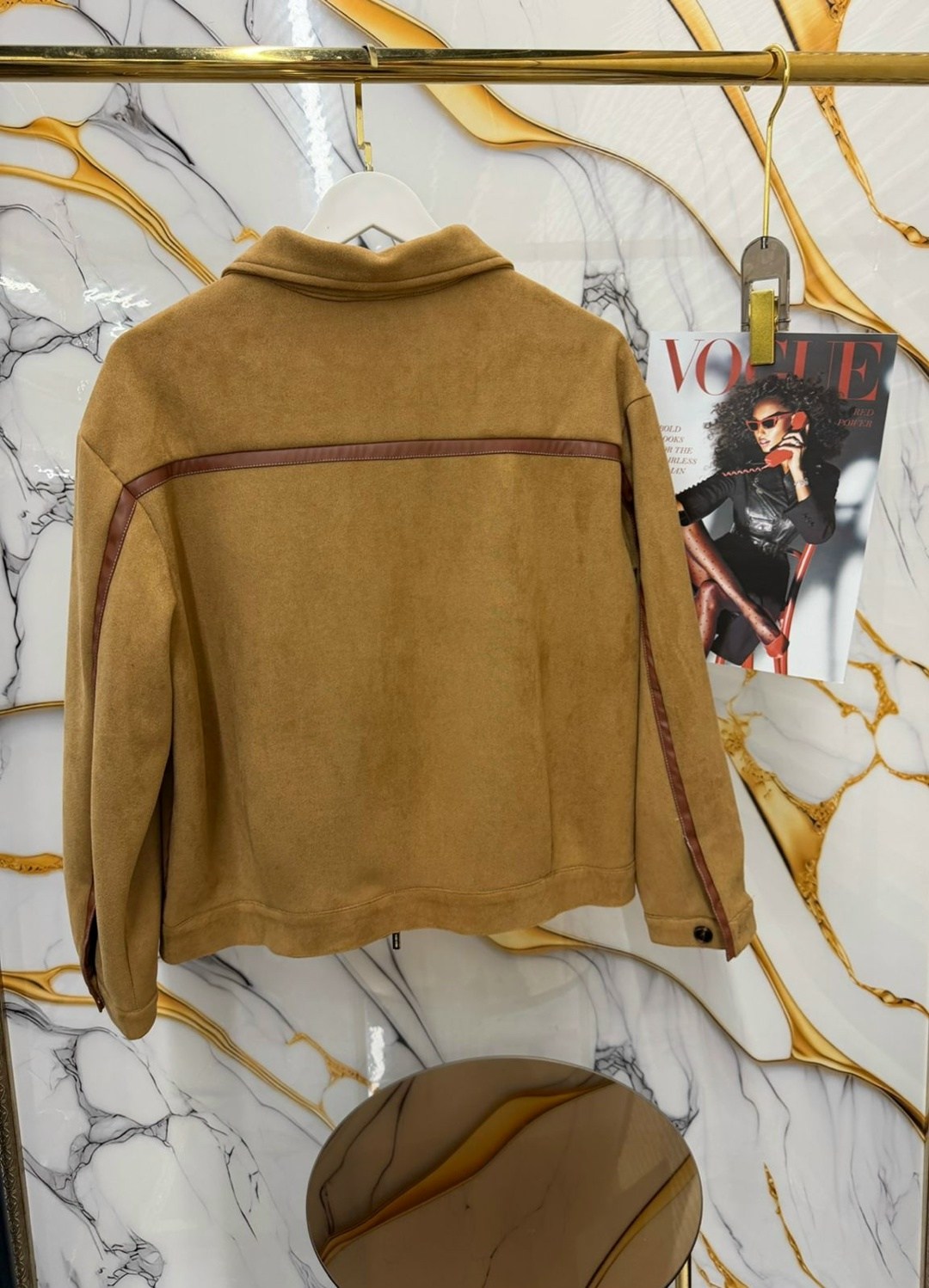 коричневая куртка,кожаная куртка,бомбер куртка,женская куртка