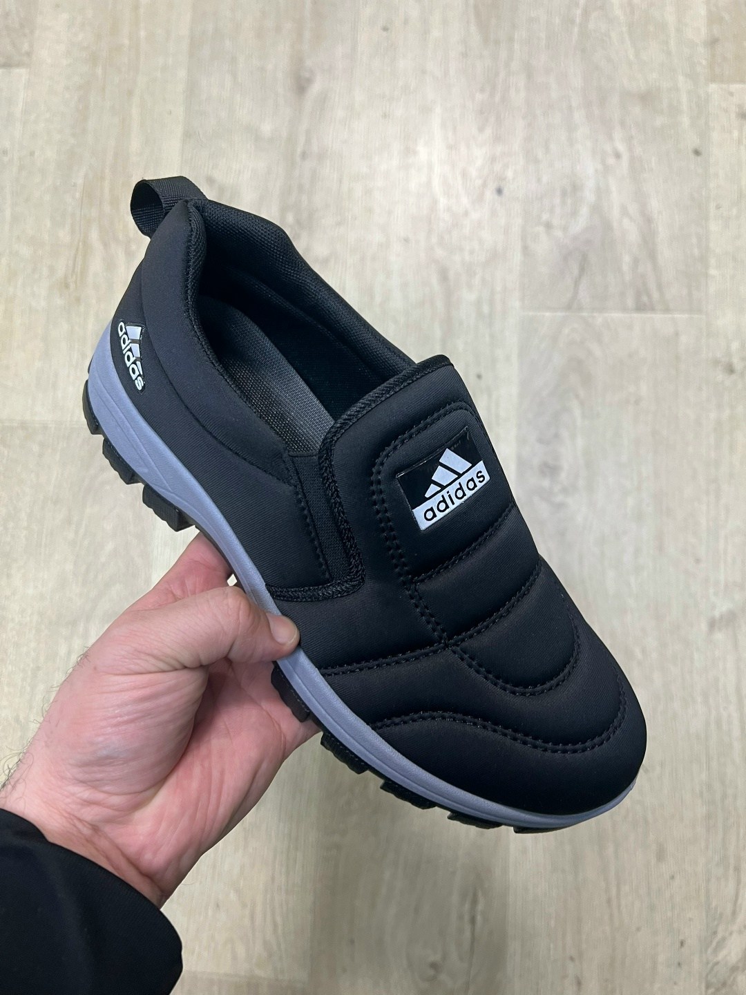 ,теплая ,зимние кроссовки мужские,зимняя  мужская,adidas дутики