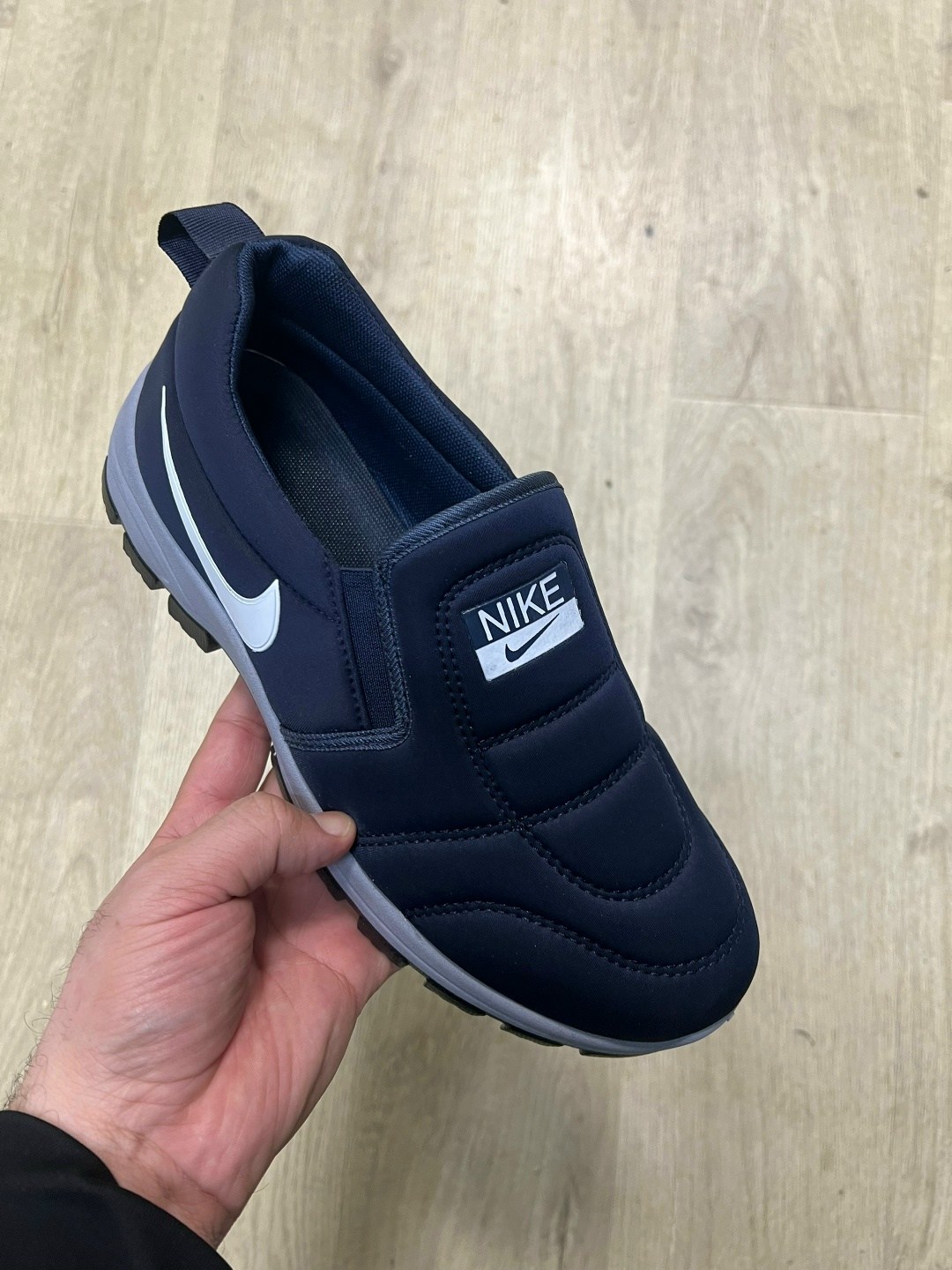 ,теплая ,зимние кроссовки мужские,зимняя  мужская,adidas дутики