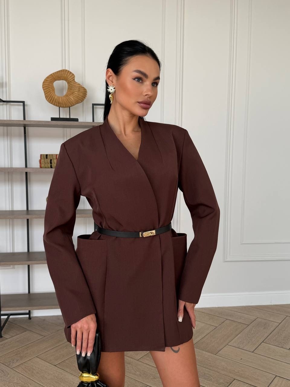 платье-пиджак,carrie belted blazer dress chocolate brown,брючный костюм,пиджак женский приталенный удлиненный sade,пиджак