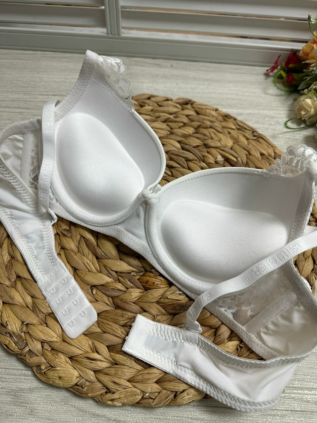 бюстгальтер,бюстгальтер женские,бюстгальтер классика,бюстгальтер тонкий,бюстгальтер пуш ап