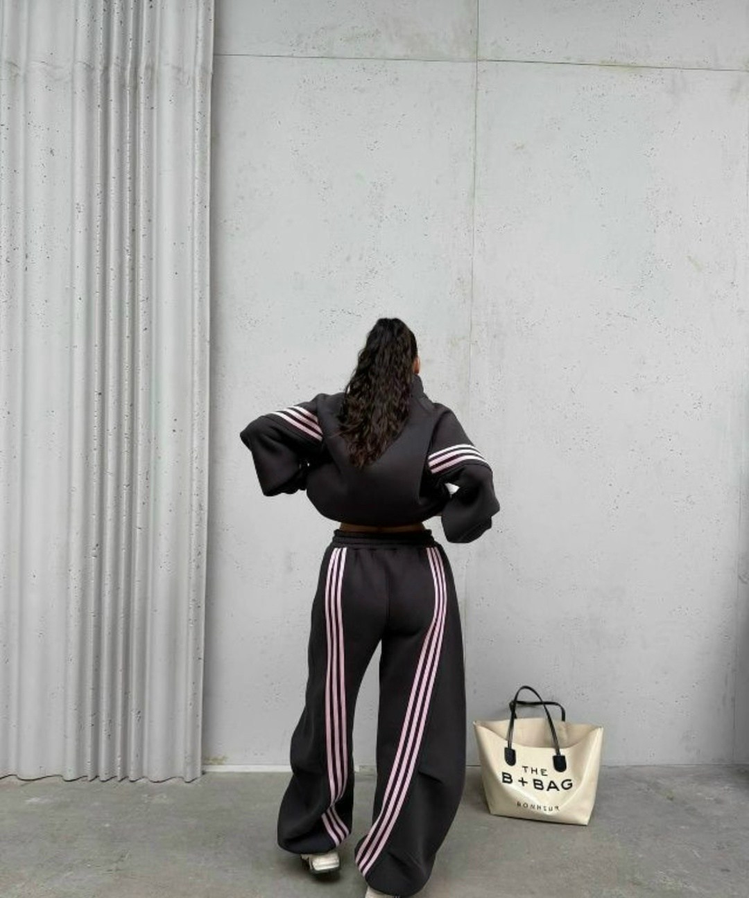 спортивный костюм,женский костюм,комплект одежды adidas sportswear,спортивный костюм осенний на молнии,спортивный женский костюм hongxique