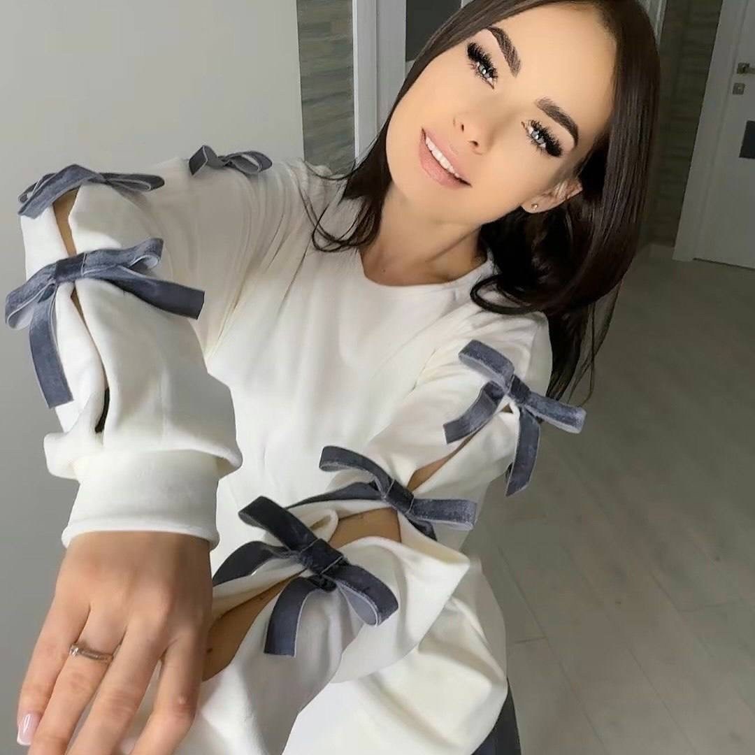 женские костюмы спортивные,костюм женский свитшот и брюки,cпортивный костюм велюровый,костюм женский велюровый,костюм женский