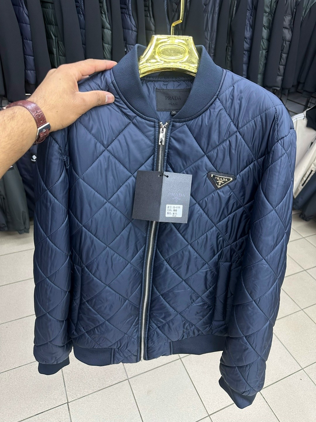 куртка мужскaя демисезонная,стеганый бомбер мужской зара,куртка на синтепоне мужская,куртка бомбер,демисезонная куртка