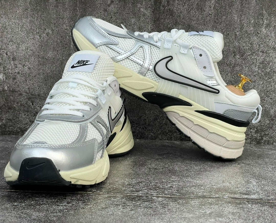 кроссовки nike v 2 k run,кроссовки nike v2k run "metallic silver",кроссовки nike,женские кроссовки nike,nike v2k run кроссовки