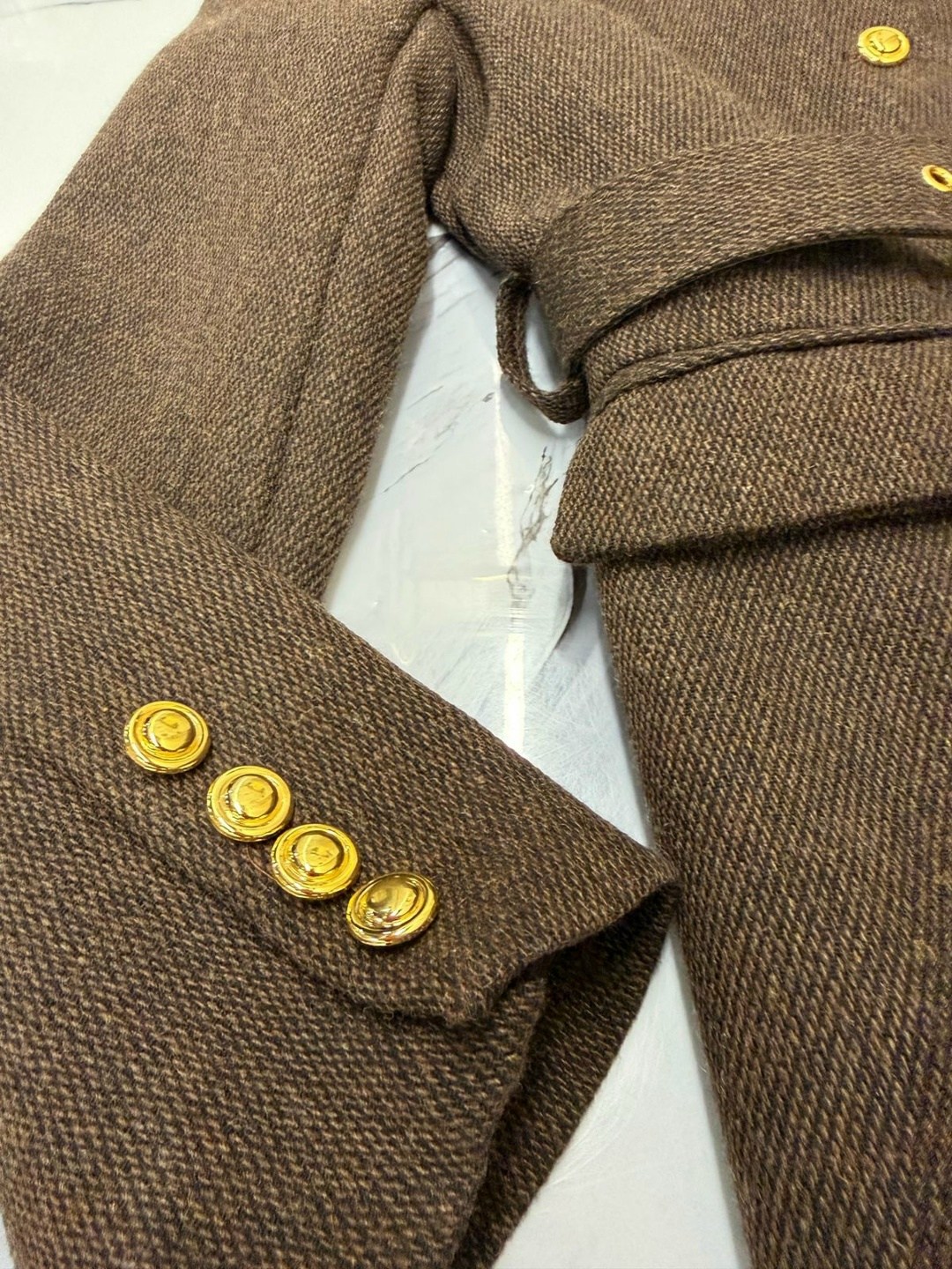 женские жакеты,жакет,жакет в стиле шанель,модное пальто,жакет с золотыми пуговицами
