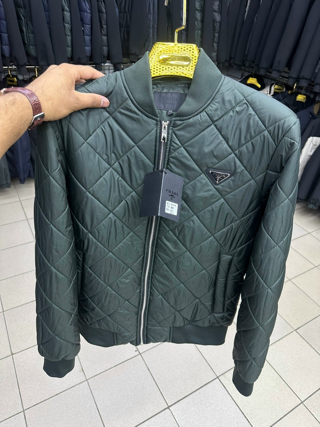 куртка мужскaя демисезонная,стеганый бомбер мужской зара,куртка на синтепоне мужская,куртка бомбер,демисезонная куртка