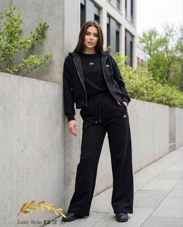 спортивный костюм женский,спортивный костюм,женский костюм,трикотажные костюмы,костюм на флис