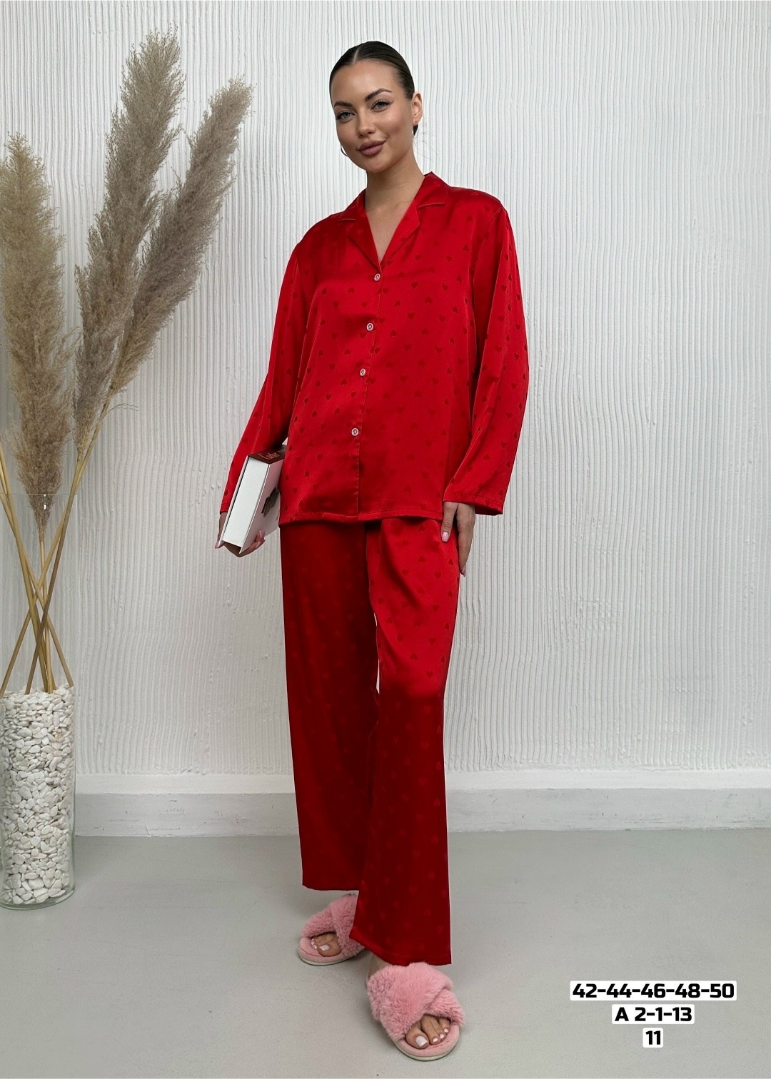 пижама с брюками и рубашкой шелковая amenue цвет красный,пижама с брюками и рубашкой шелковая amenue,пижама женская,шелковая пижама,пижама женская с брюками и рубашкой шелковая