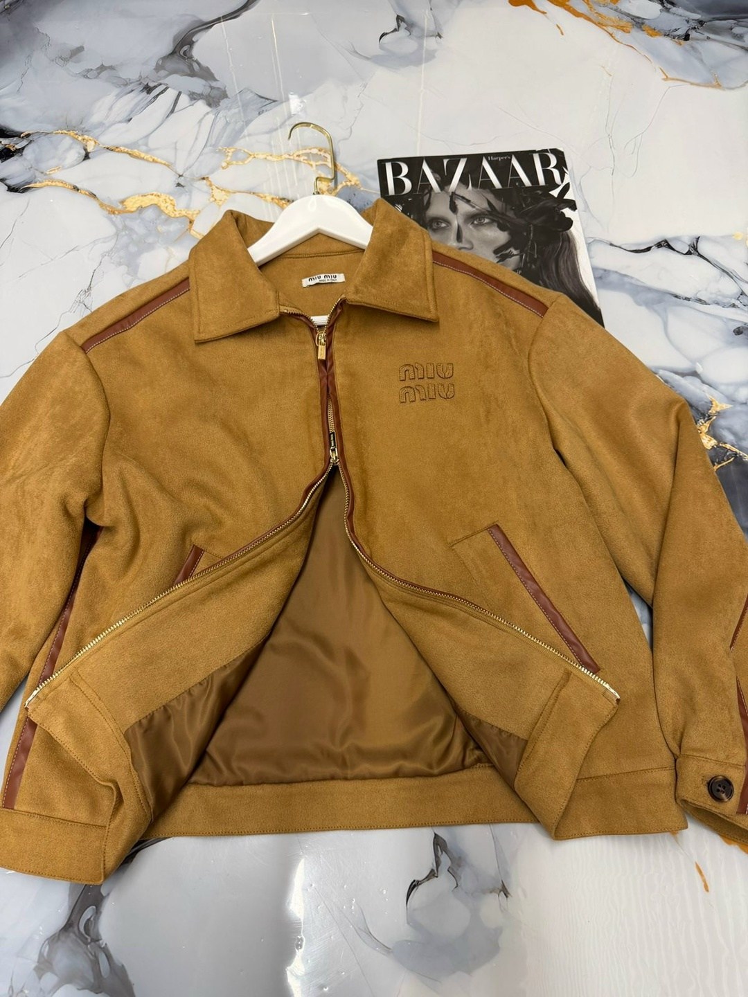 коричневая куртка,кожаная куртка,бомбер куртка,женская куртка