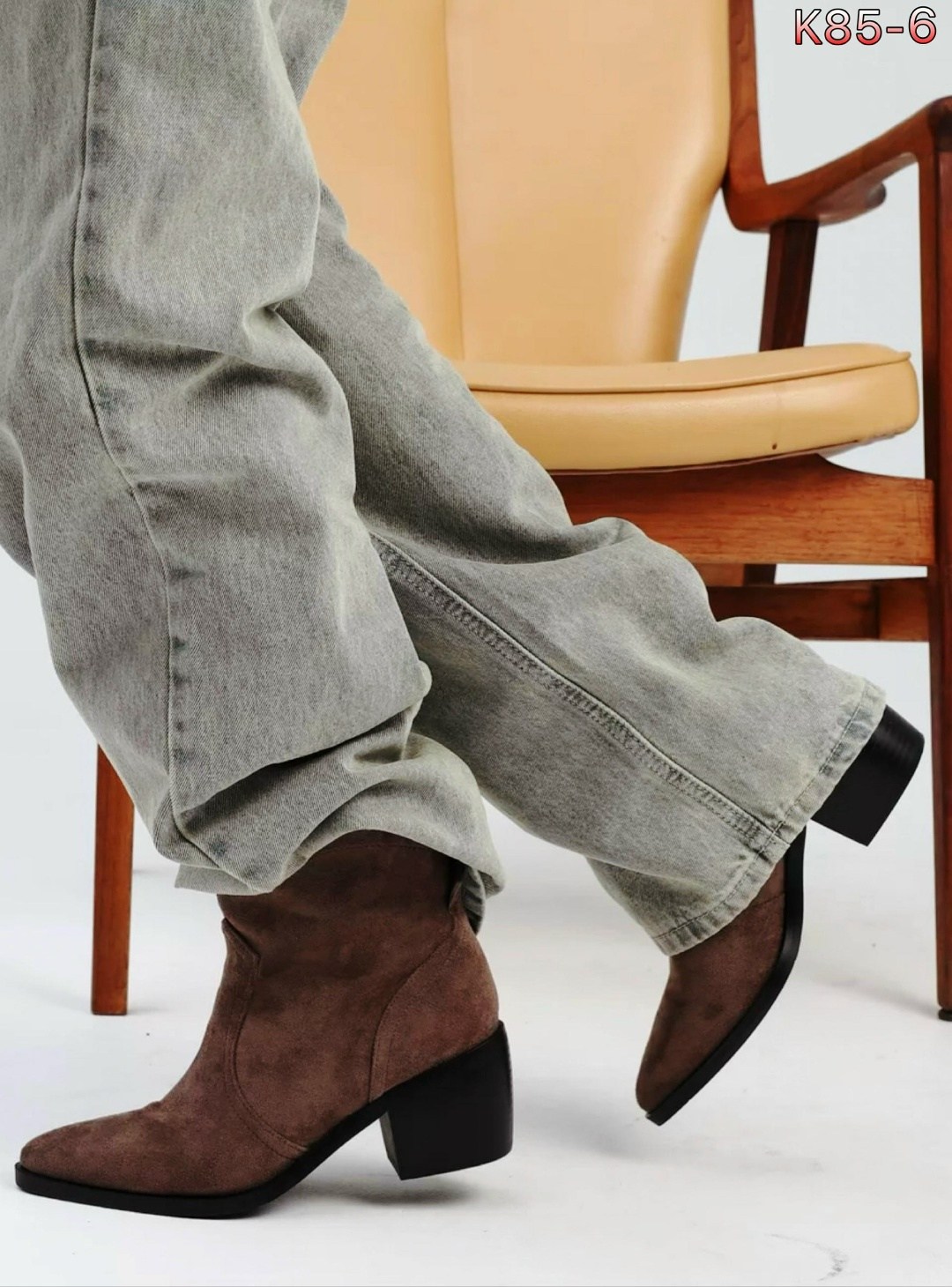 ботинки казаки tucino 3326 36 рыжие замша,сапоги казаки замшевые ботинки демисезонные,казаки демисезонные ботинки замшевые,ботинки демисезонные казаки коричневые на каблуке pavlo montti,ботильоны