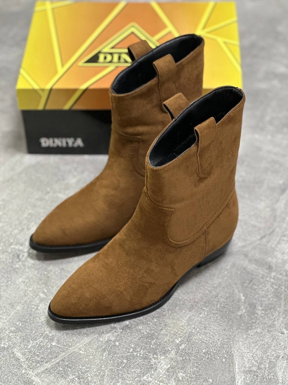 полусапоги казаки из рыжей замши арт. 306-2,,ботинки казаки tucino 3326 36 рыжие замша,казаки женские,замшевые казаки