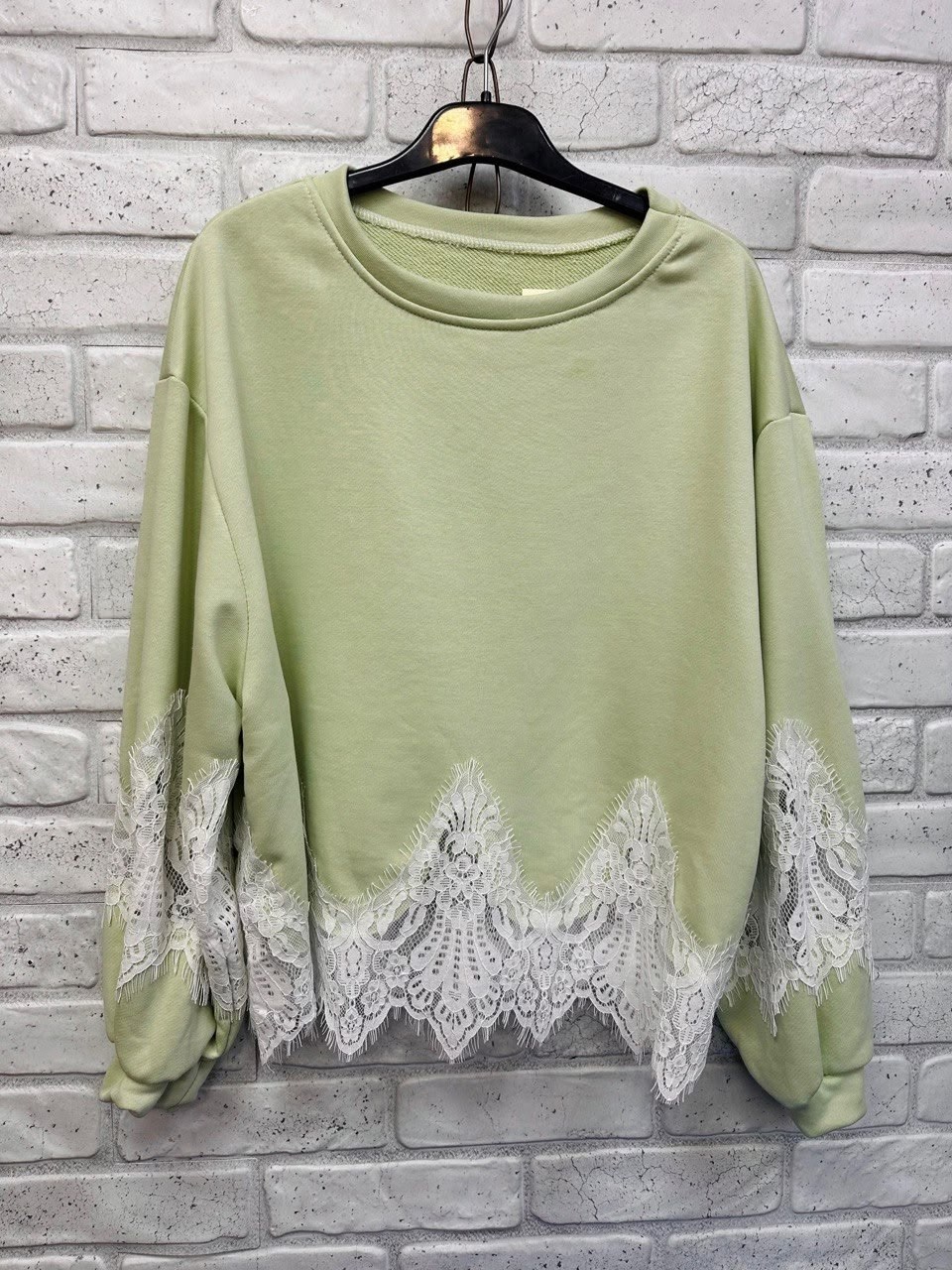 кружевной свитшот,свитшот с кружевом,джемпер с кружевом,свитер с кружевом,трикотажная кофта с кружевом