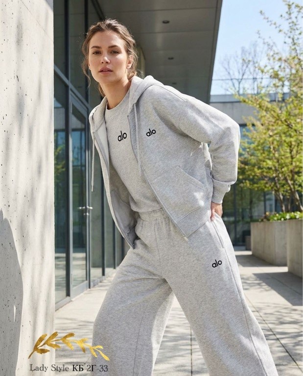 спортивный костюм женский,спортивный костюм,женский костюм,трикотажные костюмы,костюм на флис