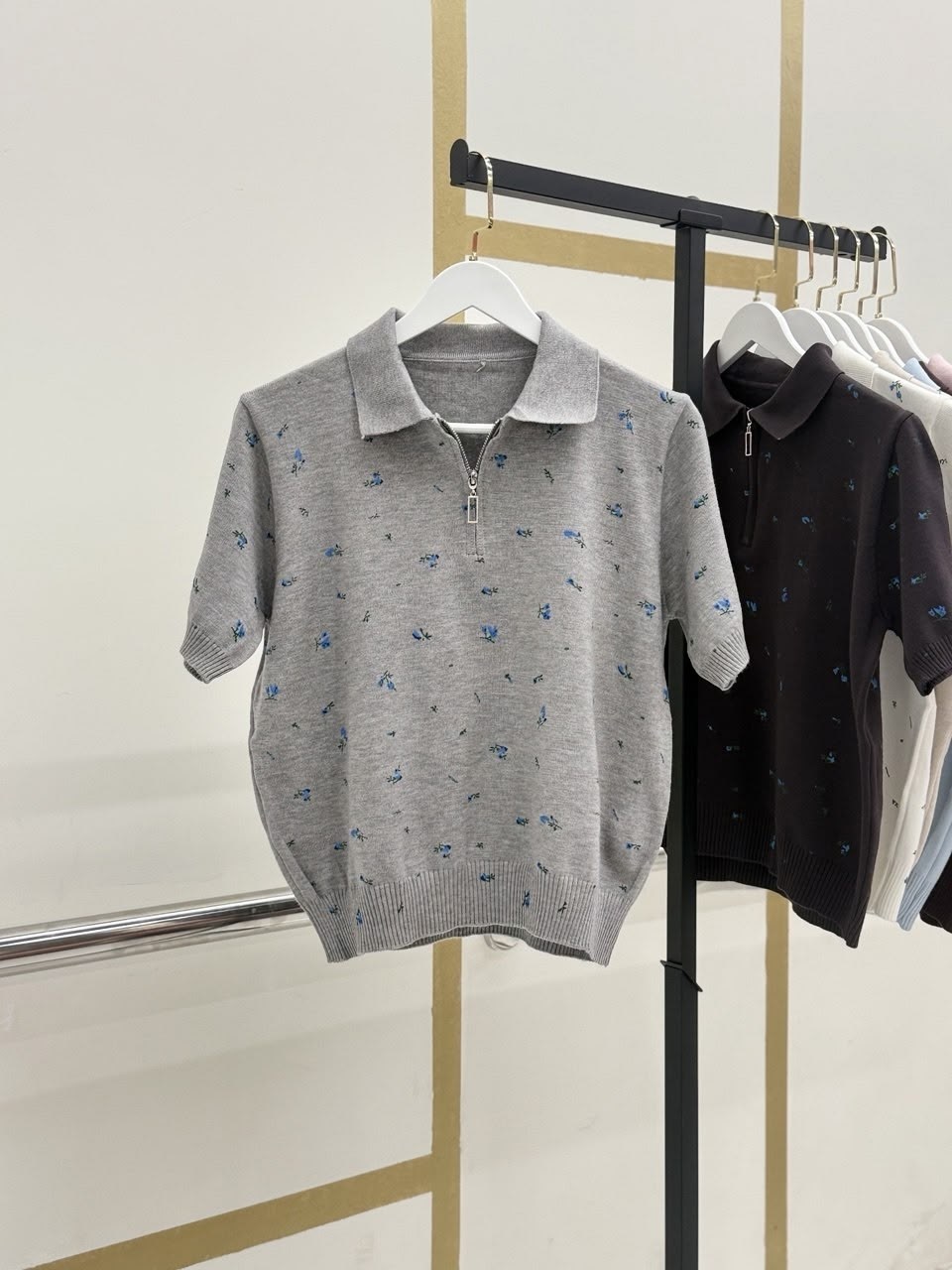 женская кофта,женская футболка-поло с коротким рукавом голубая кофта vi&so 477159029,женская футболка-поло с коротким рукавом голубая кофта vi&so,джемпер поло женский,джемпер