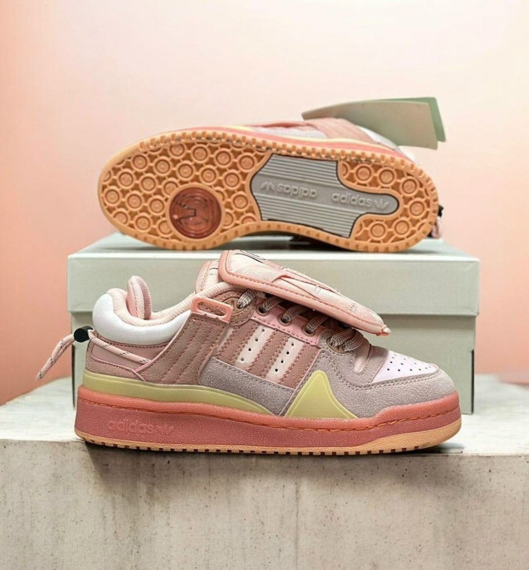 кроссовки адидас bad bunny,bad bunny x adidas forum buckle low,кроссовки adidas,кроссовки адидас,adidas bad bunny forum розовые