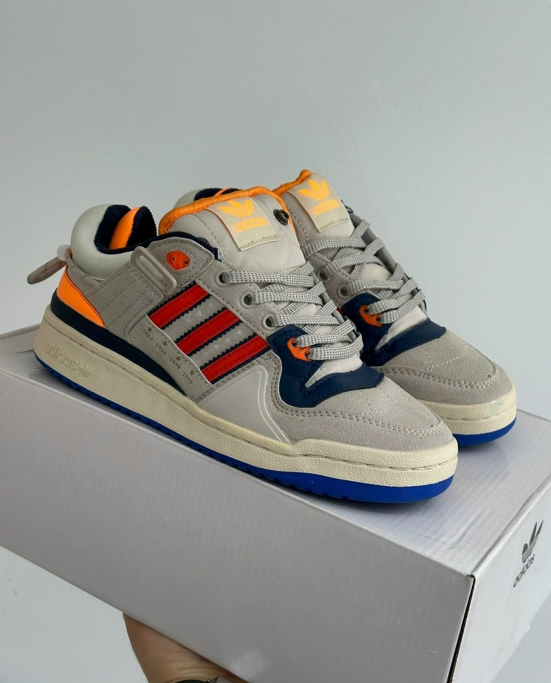 кроссовки adidas,кроссовки адидас,кроссовки мужские женские adidas,кроссовки,кроссовки adidas forum low bad bunny