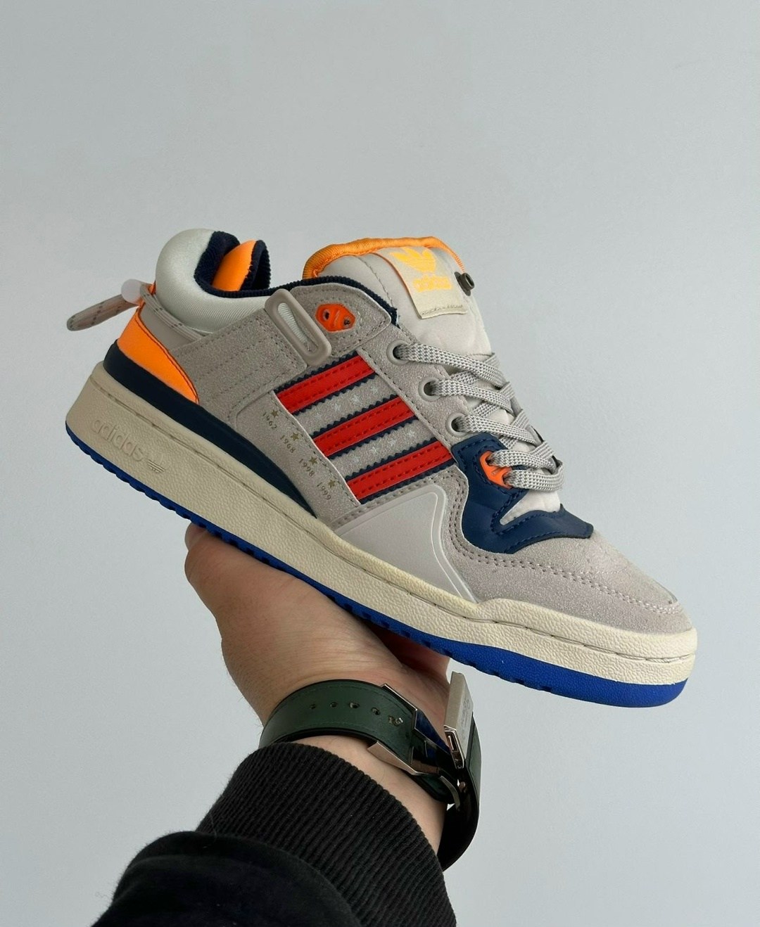 кроссовки adidas,кроссовки адидас,кроссовки мужские женские adidas,кроссовки,кроссовки adidas forum low bad bunny