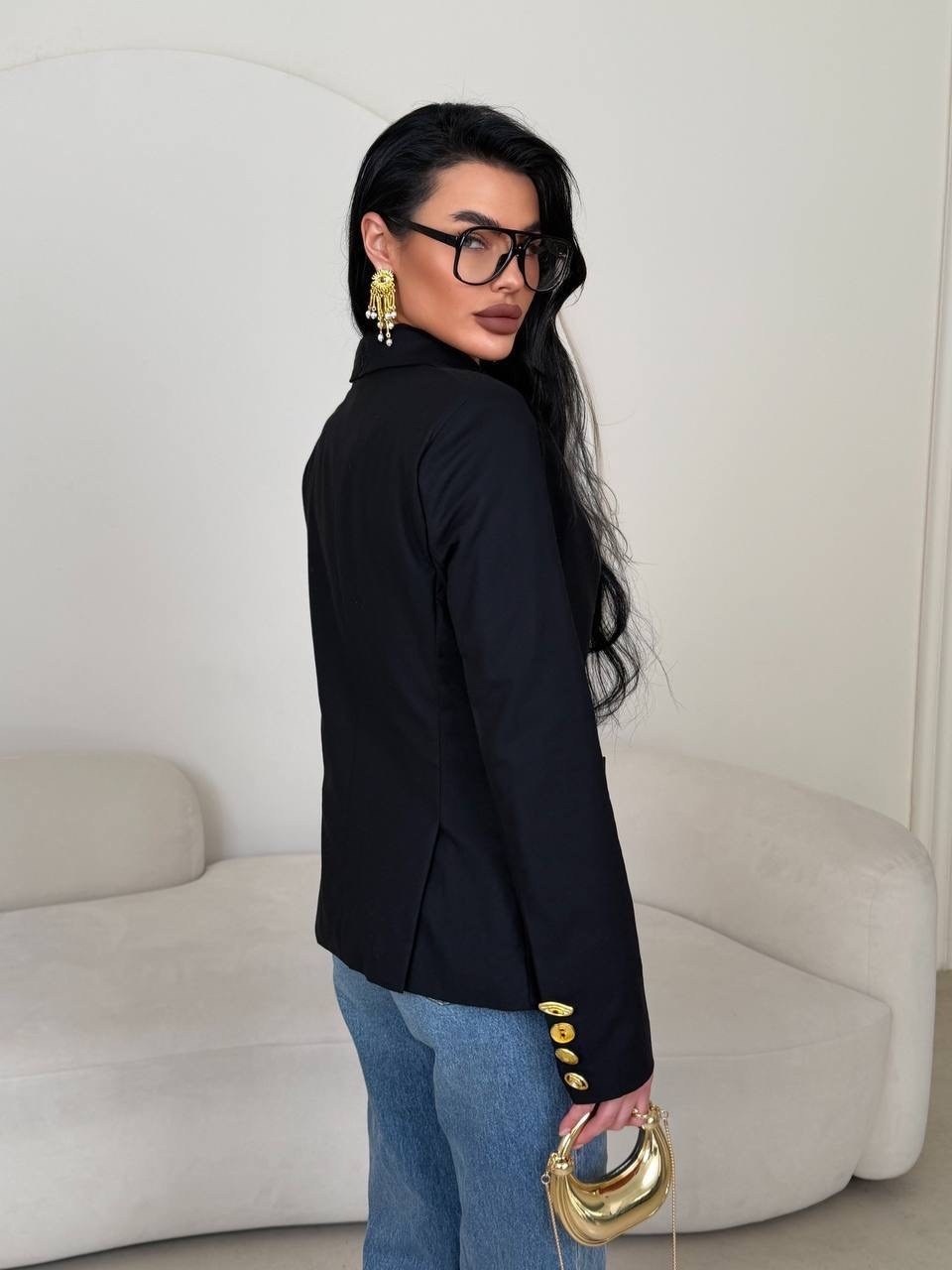 жакет,жакет приталенный,белый брючный костюм,женский пиджак,пиджак