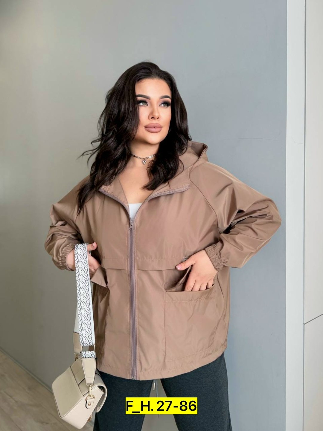 куртка демисезонная,женская куртка,куртка короткая,стильная куртка,женская куртка большого размера