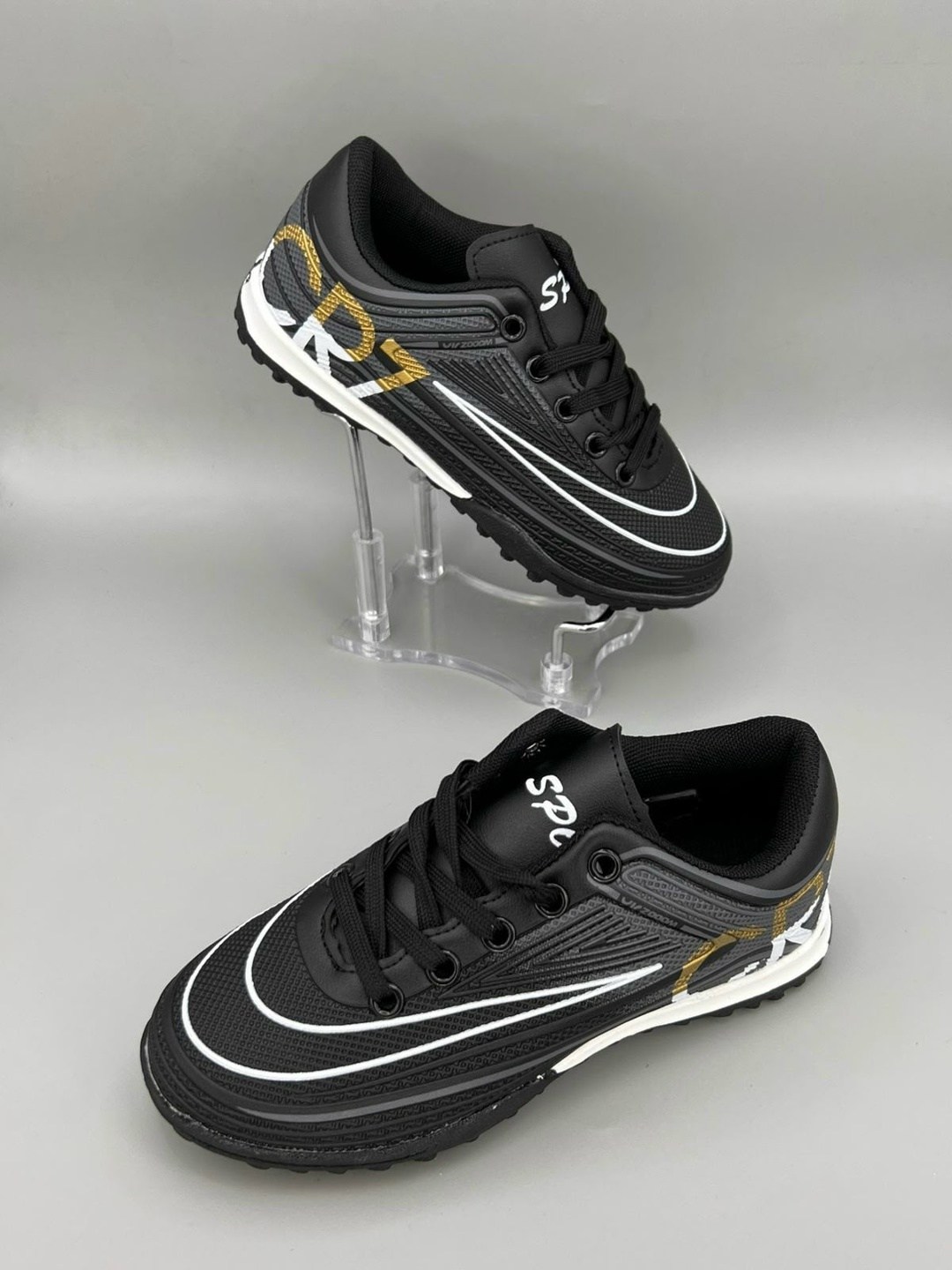 сороконожка для футбола,футбольная ,детские футбольные бутсы tf,футбольные кроссовки,бутса футбольный