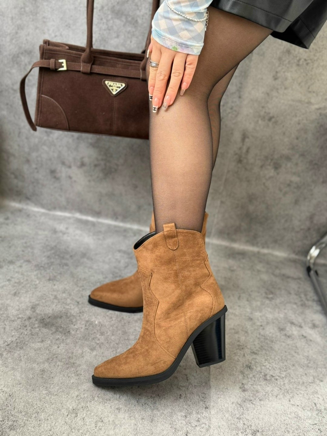 ботинки казаки tucino 3326 36 рыжие замша,ботильоны казаки,ботильоны,замшевые ботинки казаки uterque,полусапоги