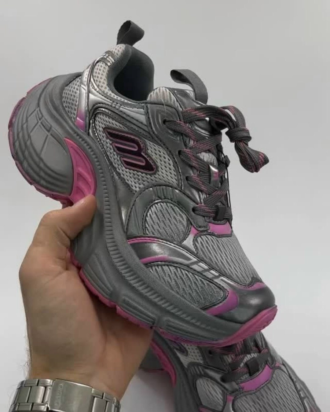 кроссовки 10xl черного и розового цвета balenciaga,женские кроссовки balenciaga,кроссовки balenciaga,кроссовки balenciaga 10xl 'grey/pink/black',спортивная  в стиле balenciaga cargo sneaker