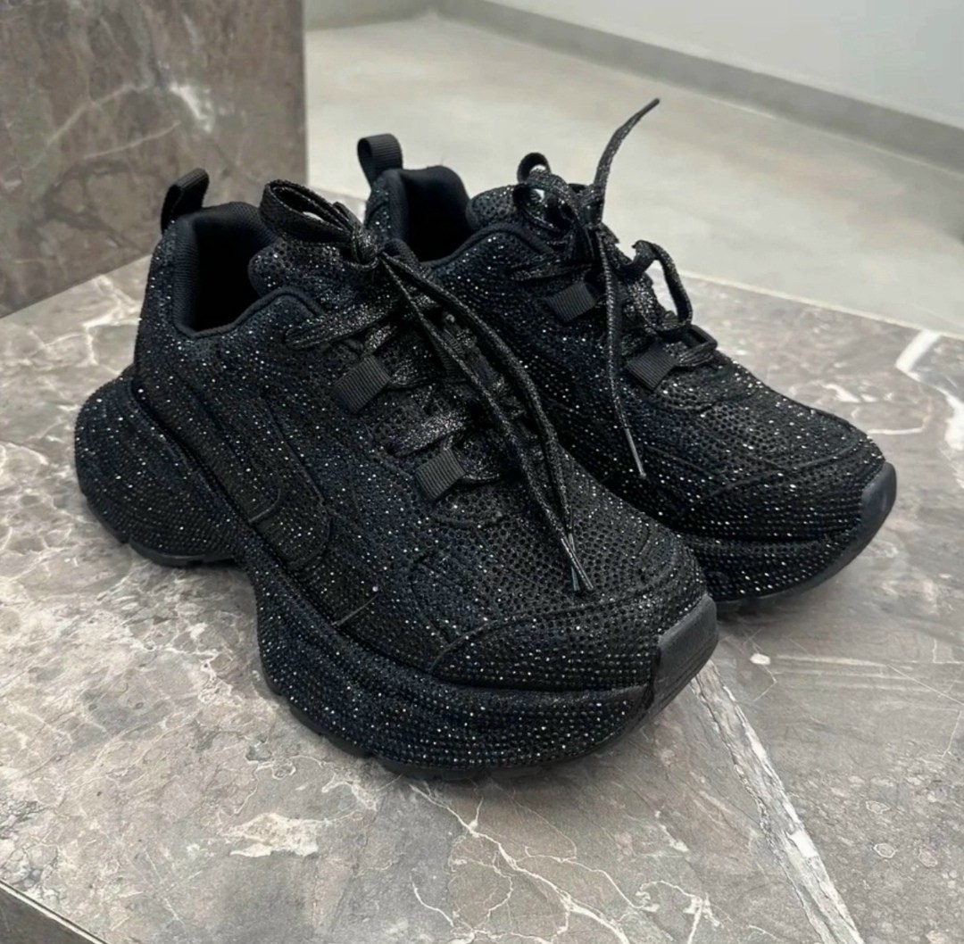 ,balenciaga кроссовки женские,кроссовки женскиe,кроссовки замша,кроссовки со стразами