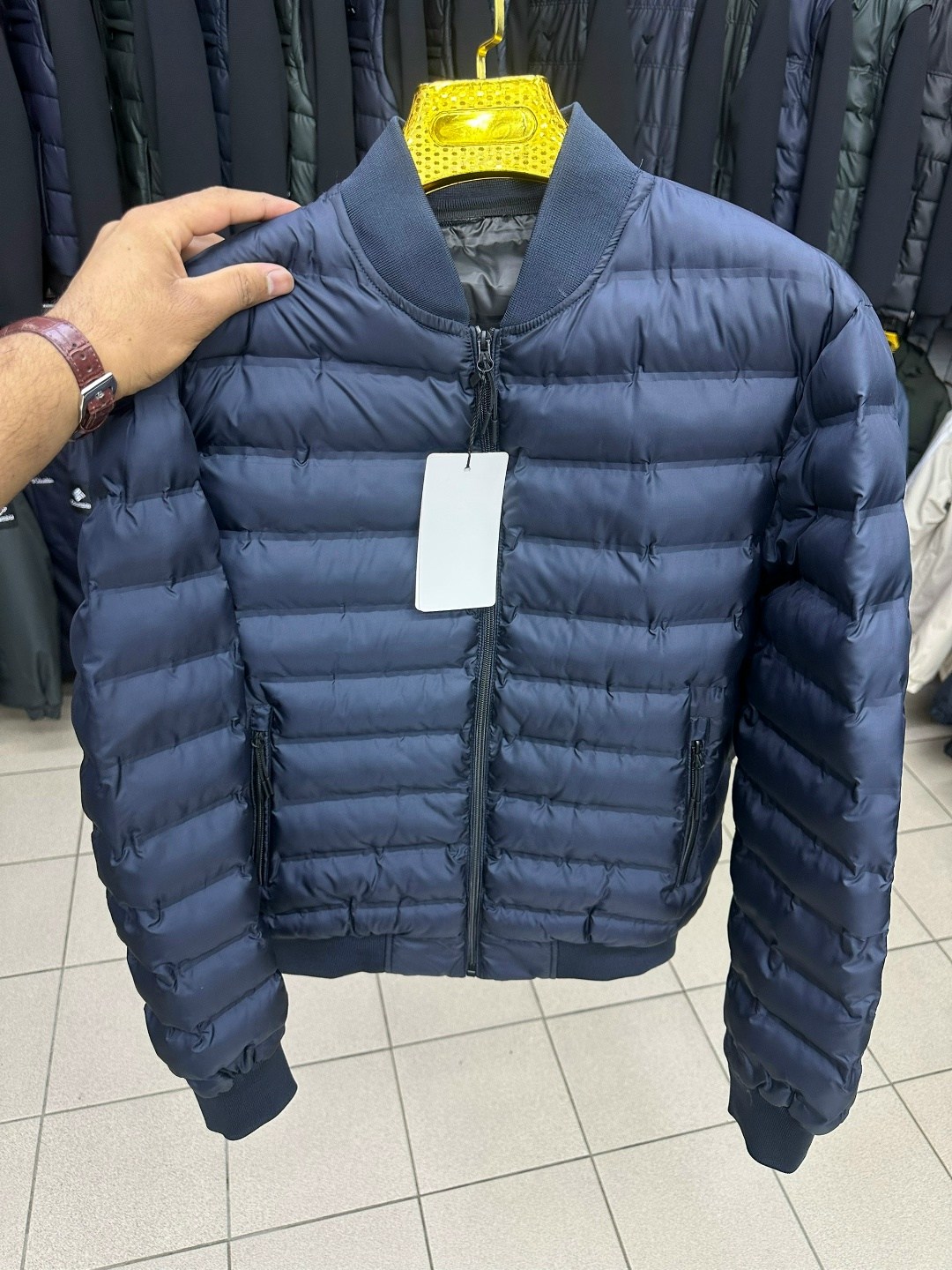 куртка мужскaя демисезонная,стеганый бомбер мужской зара,куртка на синтепоне мужская,куртка бомбер,демисезонная куртка