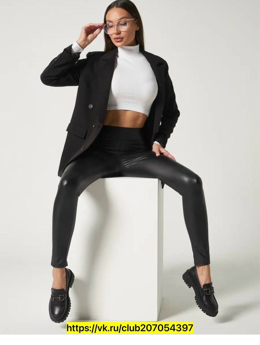 леггинсы кожаные женские,кожаные леггинсы,легинсы женские из экокожи,женские леггинсы из экокожи,женские леггинсы