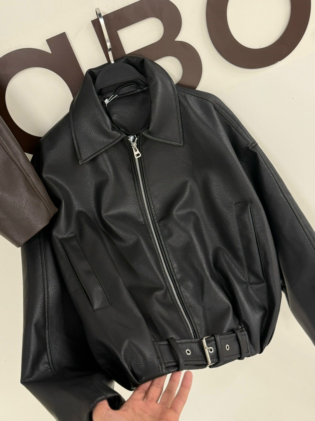 куртка кожаная женская,куртка бомбер,кожаная куртка,куртка женская,куртка кожаная женская maldy clo 211831725