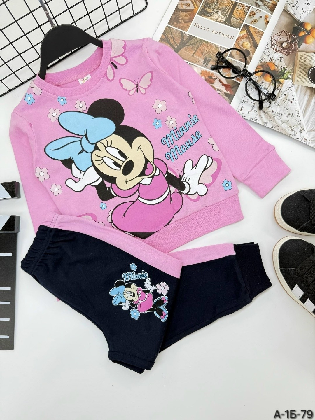 костюм на девочку,детский костюм,трикотажные костюмы,детские костюмы,флисовый костюм с микки маусом