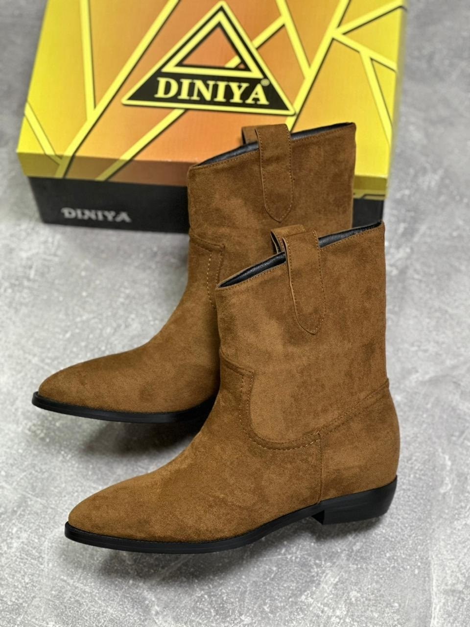 ,замшевые казаки,казаки замшевые женские,казаки замшевые эконика,ботинки казаки tucino 3326 36 рыжие замша