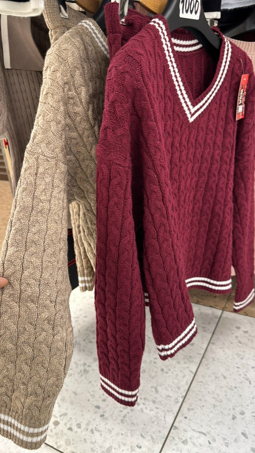 свитер,серый джемпер,трикотажные костюмы,вязаные костюмы,джемпер